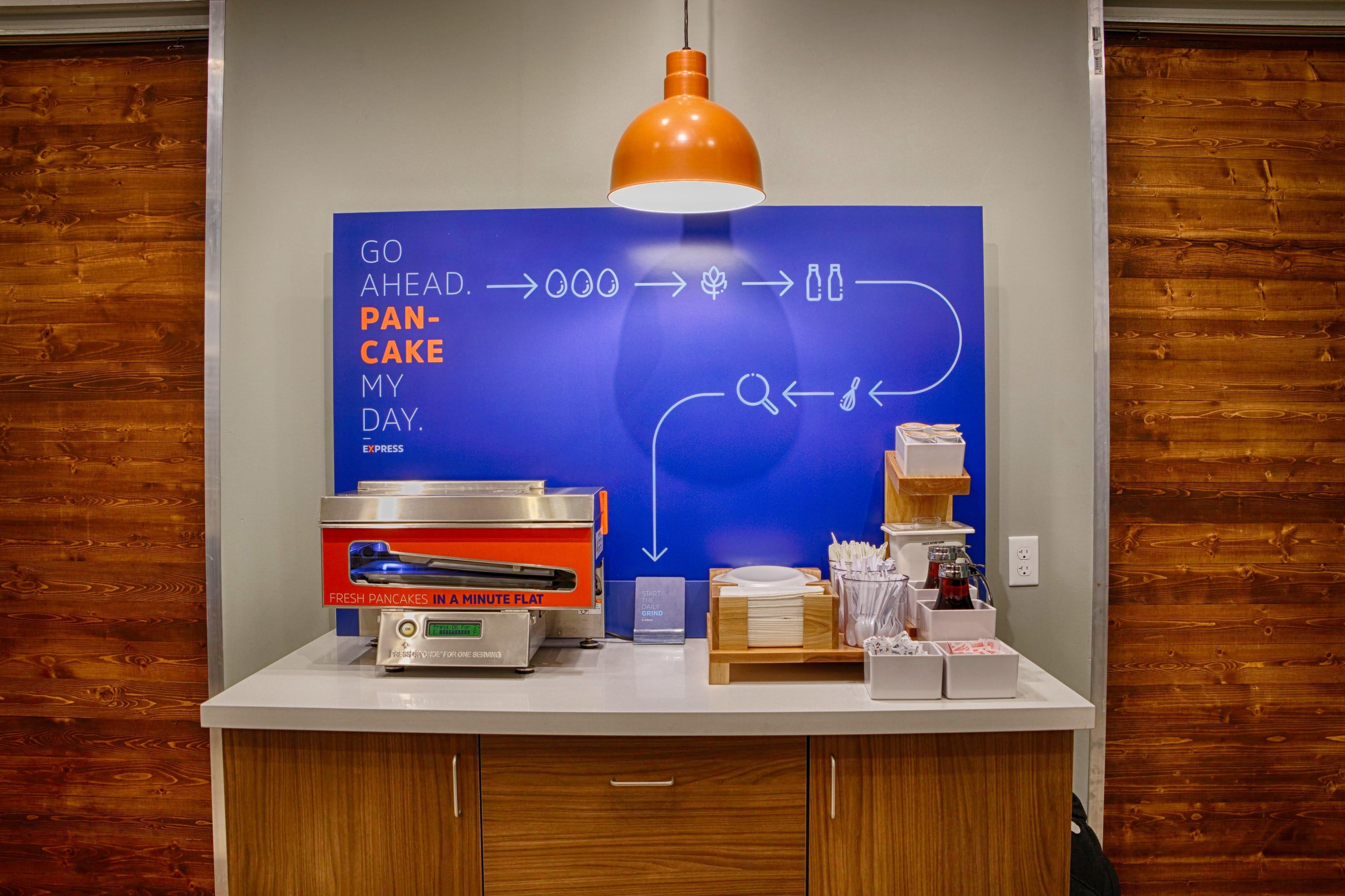Holiday Inn Express & Suites - Grand Rapids South - Wyoming By Ihg Bagian luar foto