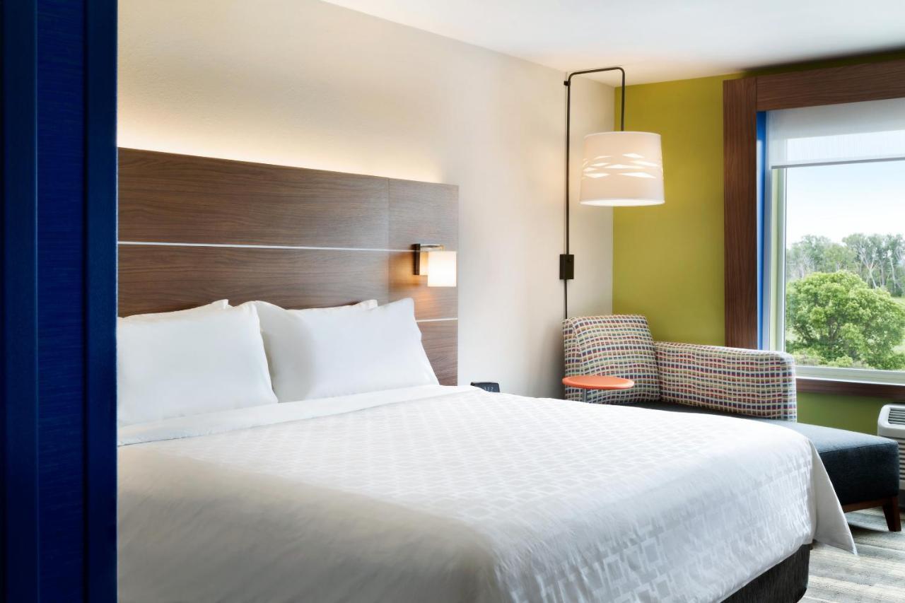 Holiday Inn Express & Suites - Grand Rapids South - Wyoming By Ihg Bagian luar foto