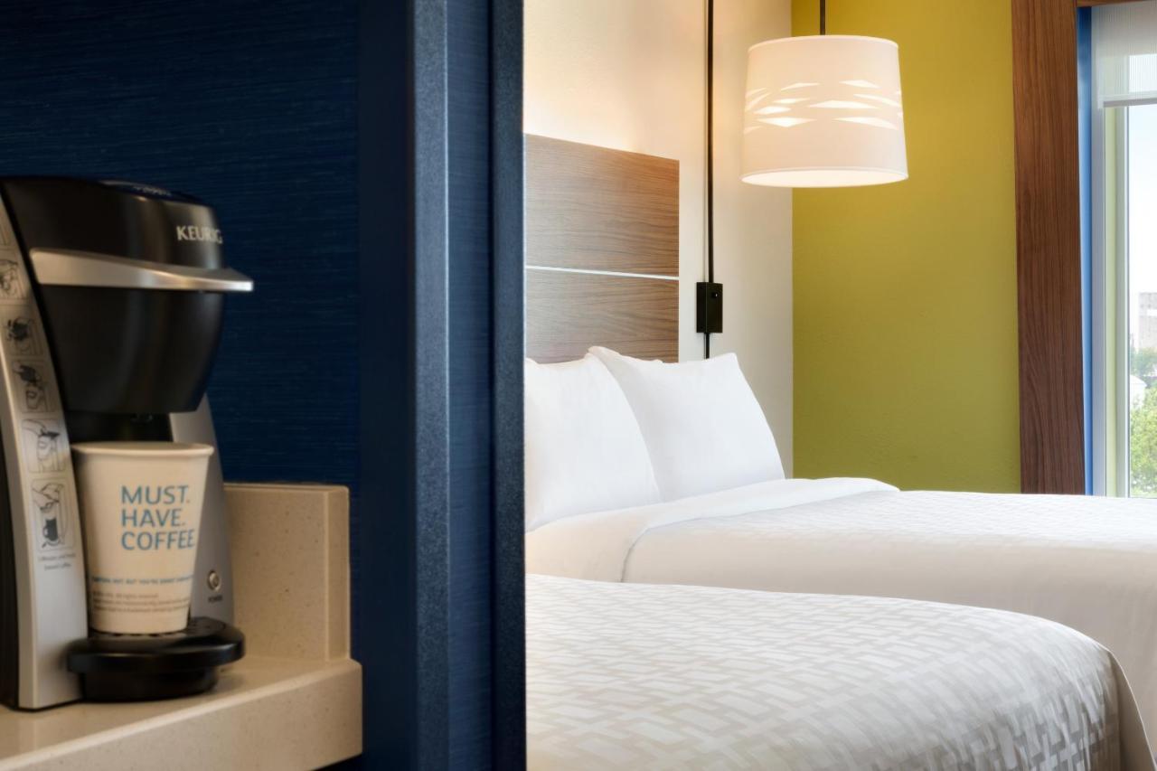 Holiday Inn Express & Suites - Grand Rapids South - Wyoming By Ihg Bagian luar foto
